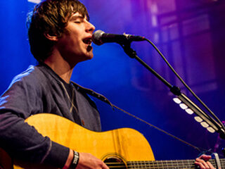 Jake Bugg vindt dat samengestelde popbands geen hart en ziel hebben