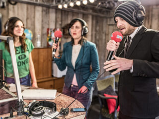 Arjen Lubach co-host bij 3voor12 Radio