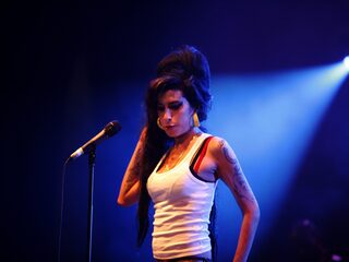 Familie Amy Winehouse doet afstand van documentaire over Amy