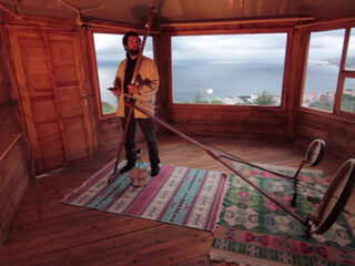 Nieuw instrument: Yaybahar klinkt futuristisch en traditioneel