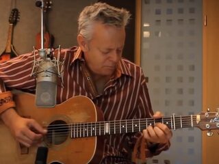 21 november: Topgitarist Tommy Emmanuel live bij Herman