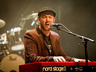 Matt Simons speelde live bij Barend & Wijnand