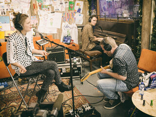 Sue The Night in Xnoizz