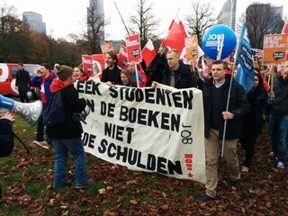 Leenstelsel voor studenten gaat door
