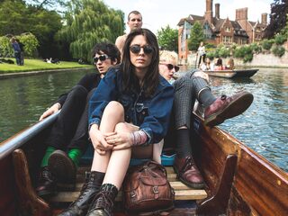 Wolf Alice rechtstreeks vanuit de HMH in 3voor12 Radio