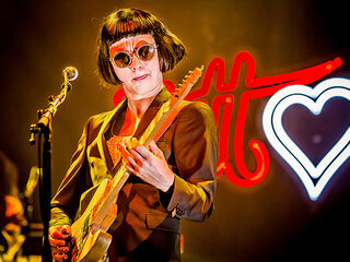 Jett Rebel sluit Frank Hartje Giel Festival af