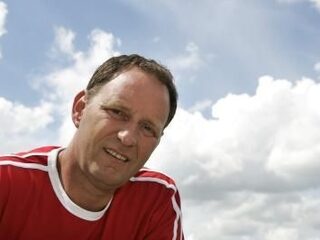 Piet Paulusma wenst de kandidaten succes bij het Fries!