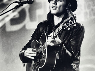 James Bay geeft optreden in HMH Amsterdam