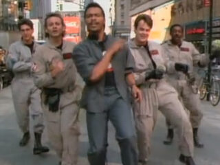 Clips zonder muziek: awkward!