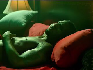 Jason Derulo primeurt clip via Tinder