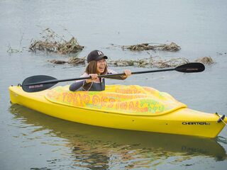 Een ku(ns)twerk in de vorm van een vagina is nooit grappig