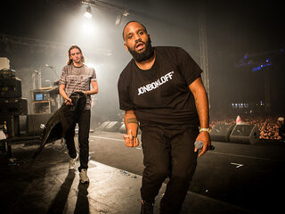 Tenenkrommend pijnlijke interviews met De Jeugd