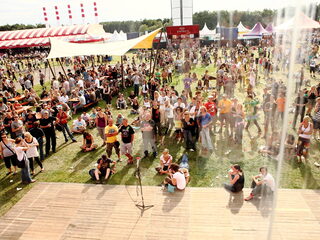 Alvast oefenen voor de Lowlands Popquiz