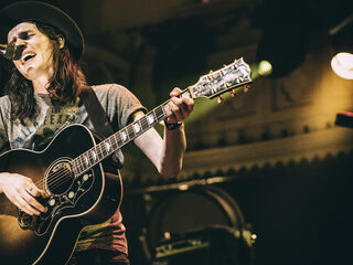Is James Bay live de moeite waard?