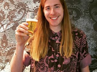 Frank brouwt zijn eigen bier