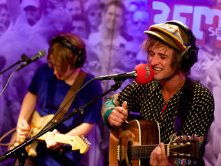 Will And The People live bij Giel