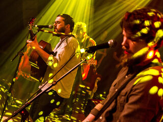 Bear's Den komt met een liveplaat