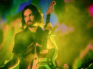 Eind januari wegdromen bij Tame Impala in de HMH