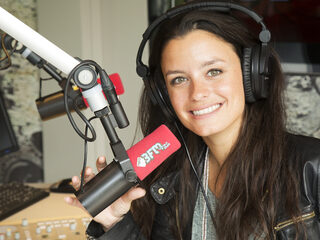 DJ Favorite Eva: 'Pirate' van Splendid