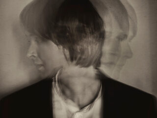 Bertolf met banjo live bij Giel