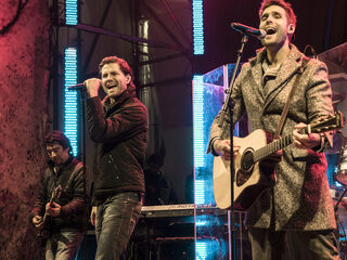 Nick & Simon live bij Giel