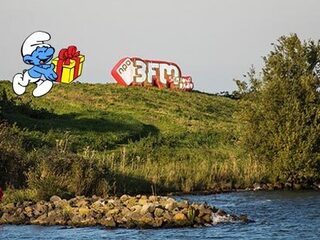 Wil jij de DJ's een cadeau komen brengen?