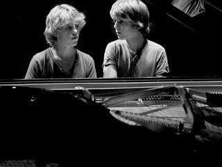 De broertjes Jussen gaan voor goud bij Giel