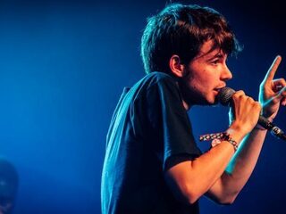 Zo werkt Rex Orange County om het coronavirus heen