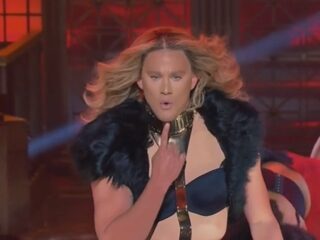 Moet je kijken: Channing Tatum channelt zijn innerlijke Beyoncé