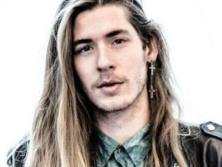 Frank belt met (onverwacht) kersverse vader