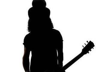 Herken jij deze artiesten aan hun silhouet?