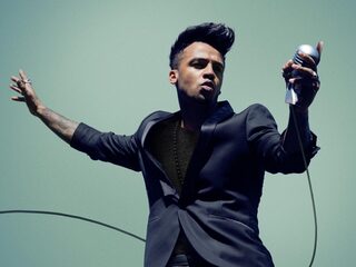 Bruno Mars? Nee, dit is Aston Merrygold!