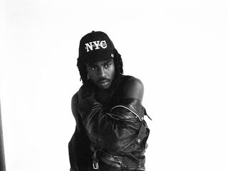 Blood Orange maakt ultieme plakpop voor een zwoele zomeravond