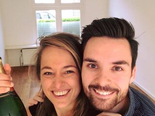 Domien's vriendin wordt hélemaal gek tijdens winst Sanne Wevers