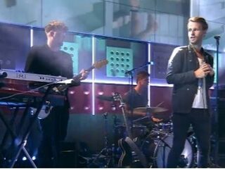 Kijk terug: 3FM Serious Talent AVI ON FIRE bij De Wereld Draait Door