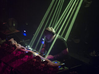 In Rotterdam organiseerden ze een Rave of Thrones: DJ Hodor draaide