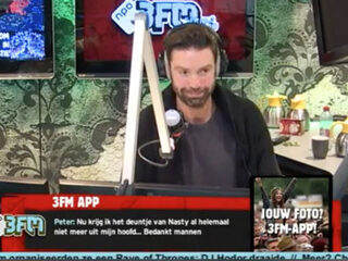 Het allereerste Flirt-Je-Stijf-Huwelijk!