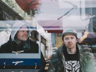 Dazzled Sticks is in de studio bij Giel en speelt 'Iedereen Is Gek'