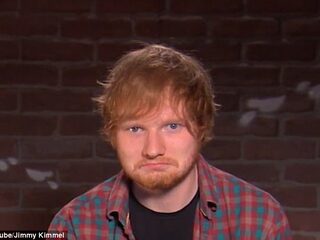 10 weggegeven songs die enorme hits werden