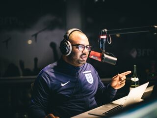 Kijk terug: Rotjoch neemt 3voor12 Radio over