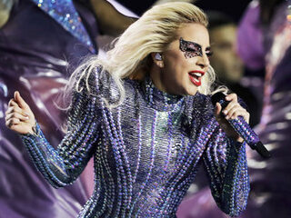 Is dit de comeback van Lady Gaga?
