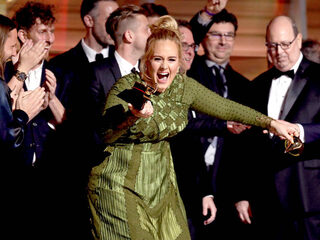 Adele verslaat Beyoncé tijdens de Grammy's