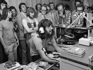 3voor12: 50 Jaar 3FM met de VPRO van avandgardisten tot gematigde linkervleugel