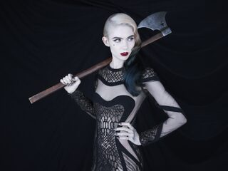 3voor12 Grimes: mainstream popzangeres of koningin van de artpop?