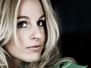 Serious Talent Live met Krystl