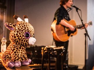 3voor12: Grasnapolsky sessies met o.a. Eefje De Visser, Lucky Fonz II en Bombay