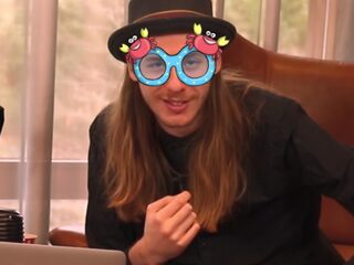 Keuvelen over muziek met Herman, Frank en Eric Corton