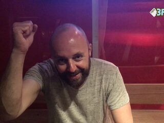 Voor wie juicht Niels Geusebroek tijdens het EK?