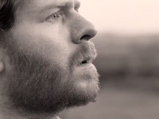 Clipprimeur: 'Bonfire' van Christon