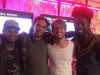 Ali B, Kenny B en Brace op De Speelplaats